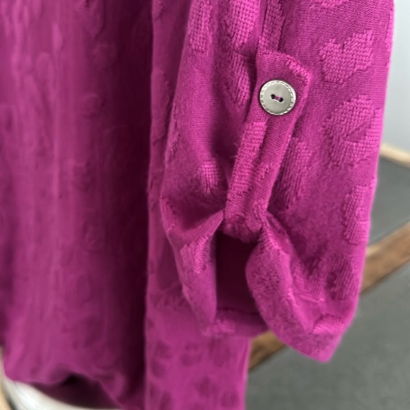 Honeyme NWT Pink Relaxed Blouse with Mandarin Collar - Picture 4 of 6